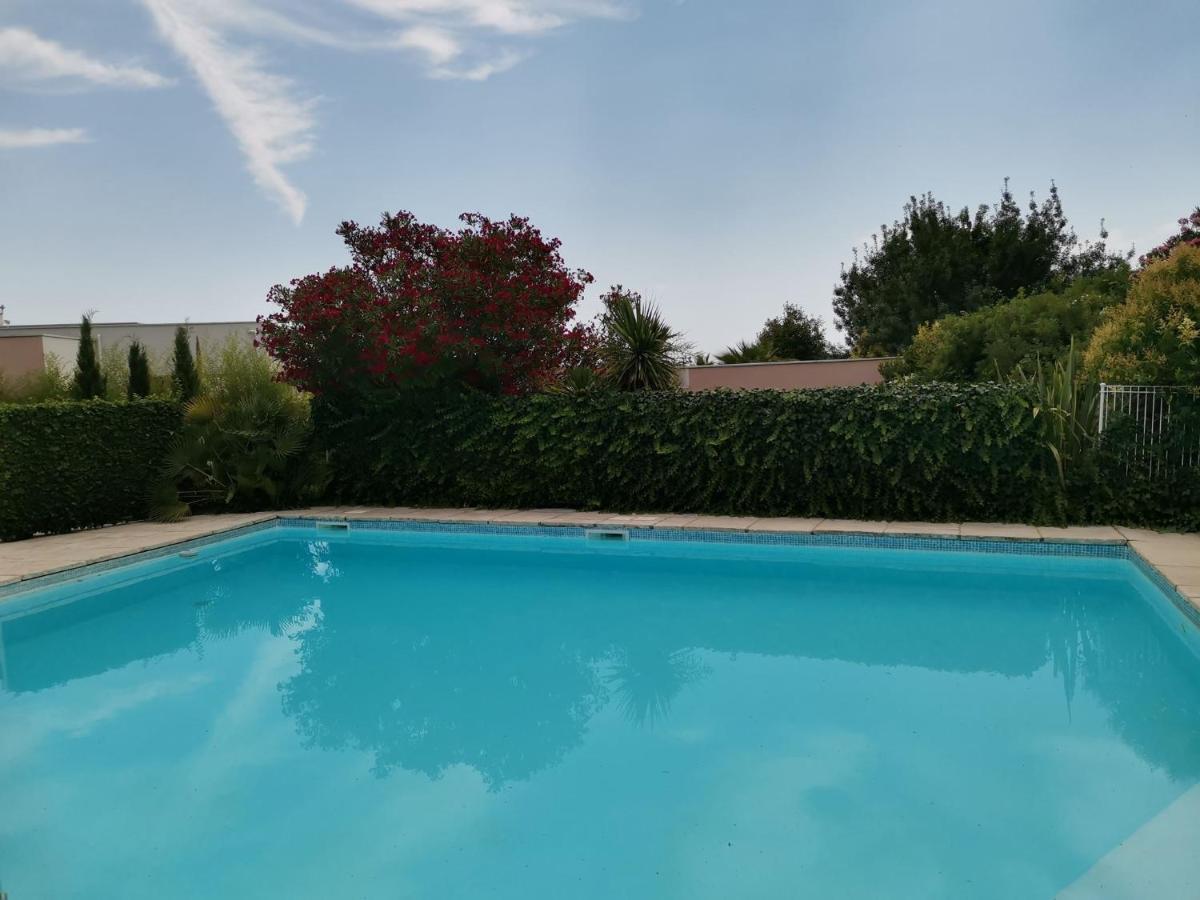 Les Cigalous Bed and Breakfast Restinclieres Buitenkant foto