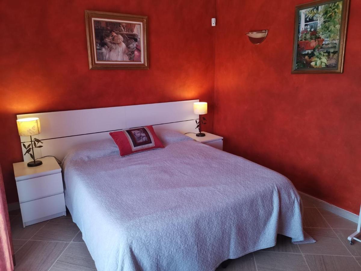 Les Cigalous Bed and Breakfast Restinclieres Buitenkant foto
